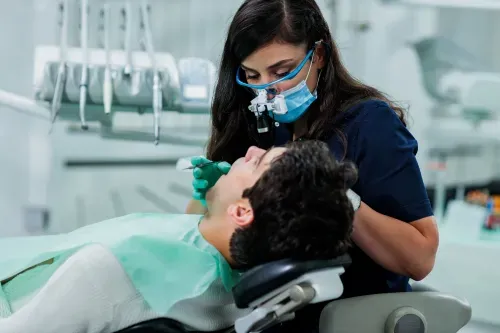 Aperfeiçoamento em Cirurgia Oral Menor